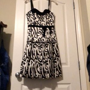 Nanette Lepore black and white sweatheart dress